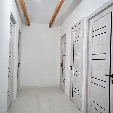 Sweet Vibe Home Алма Ата Екстериор снимка