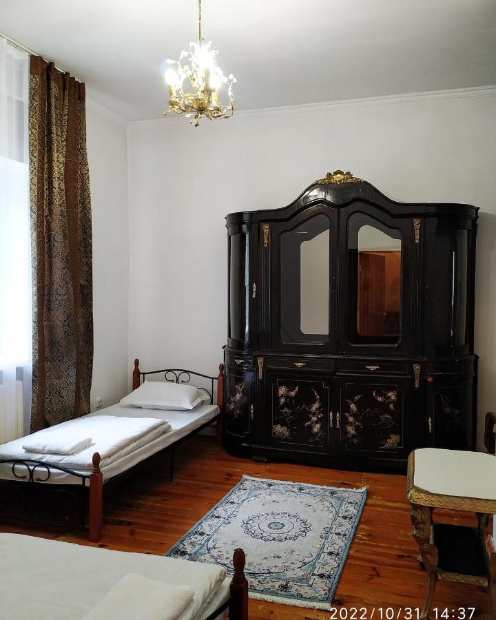 Sweet Vibe Home Алма Ата Екстериор снимка
