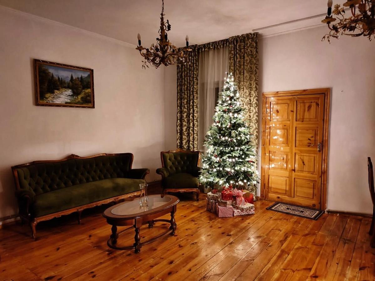 Sweet Vibe Home Алма Ата Екстериор снимка